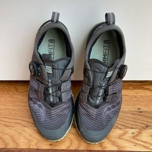 Saucony Women's Switchback ISO Trail Running Shoe, Grey/Mint, 7 M US